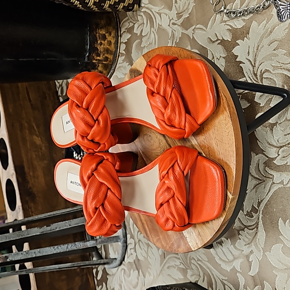 Antonio Melani sandals